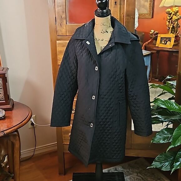 Nordic Nights Black quilted coat with hood size Small - Picture 1 of 12